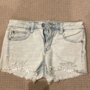 American eagle denim shorts with lace pocket detail
